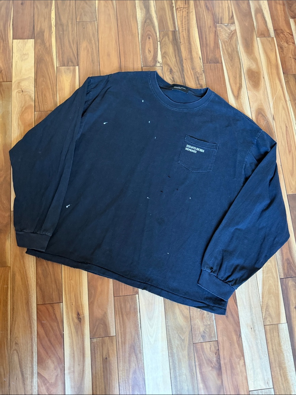 ERD Men's Black Long-Sleeve Pocket Tee with Subtle Logo